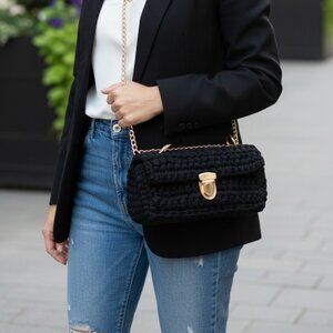The Everyday Chic Knit Bag-Black